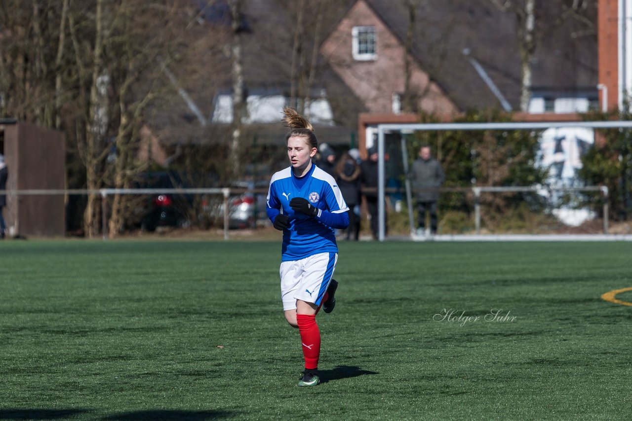 Bild 363 - B-Juniorinnen Halbfinale SVHU - Holstein Kiel : Ergebnis: 3:0